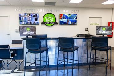 Space Shop Self Storage - 1009 Oak Road Southwest Lilburn, GA 30047