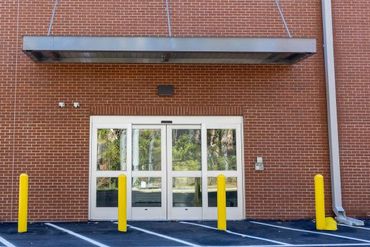 Space Shop Self Storage - 1009 Oak Road Southwest Lilburn, GA 30047