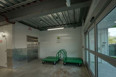 Space Shop Self Storage - 3323 17th Street Sarasota, FL 34235