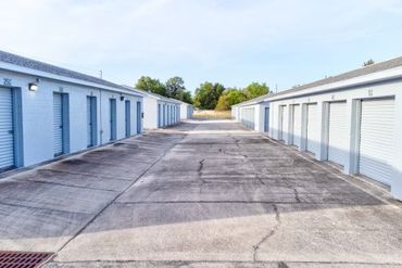Stockpiles Self Storage - 4437 Treiman Boulevard Ridge Manor, FL 33523