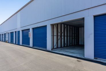 Storage Etc. - 2870 Los Feliz Place Los Angeles, CA 90039
