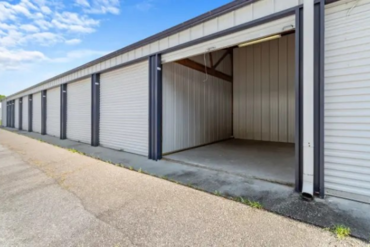 Storage King USA - 2728 South Live Oak Drive Moncks Corner, SC 29461