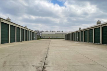 Storage Rentals of America - 804 Vernon Valley Drive Cedar Rapids, IA 52403