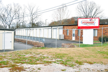 Storage Rentals of America - 2003 Commerce Street Columbia, TN 38401