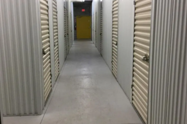 Storage Rentals of America - 4400 Solomon Boulevard Fort Myers, FL 33901