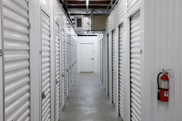 Storage Rentals of America - 13414 Lincoln Road Riverview, FL 33578