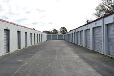 Storage Rentals of America - 623 Greenbriar Road Warner Robins, GA 31093