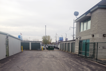 Storage Rentals of America - 2105 Eastwood Drive Woodstock, IL 60098