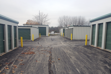 Storage Rentals of America - 2105 Eastwood Drive Woodstock, IL 60098