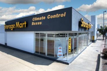 StorageMart - 3401 Broadway Boulevard Kansas City, MO 64111