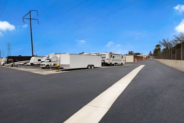 StorQuest - Bakersfield / White - 4601 White Lane Bakersfield, CA 93309