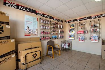 StorQuest - Canoga Park / Canoga - 7700 Canoga Avenue Los Angeles, CA 91304