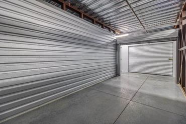 StorTropolis - 3140 Northwest Jefferson Street Blue Springs, MO 64015
