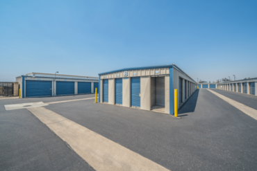 Stuff N Storage - 1139 Vanderbilt Circle Manteca, CA 95337