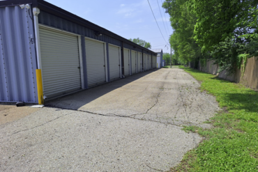 Topeka Self Storage - 2720 Northeast Grantville Road Topeka, KS 66608