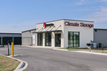 U Storage - 567 West School Street Brookland, AR 72417
