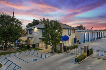 US Storage Centers - 3813 Mesa Grande Street Bakersfield, CA 93304