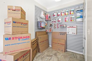 US Storage Centers - 3813 Mesa Grande Street Bakersfield, CA 93304