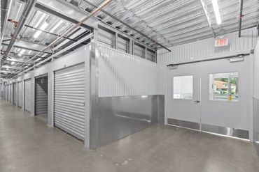 US Storage Centers - 529 Cutter Way Covina, CA 91722