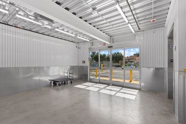 US Storage Centers - 529 Cutter Way Covina, CA 91722