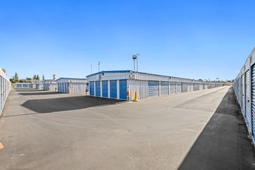 US Storage Centers - 1180 North State Street Hemet, CA 92543