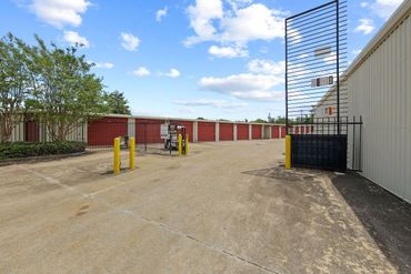 US Storage Centers - 7300 South Loop East Freeway Houston, TX 77087