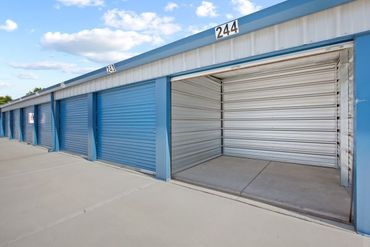 US Storage Centers - 183 South Austin Road Manteca, CA 95336