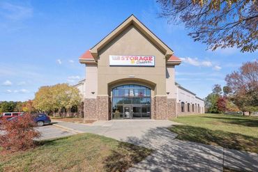 US Storage Centers - 6401 Town Center Drive Raleigh, NC 27616
