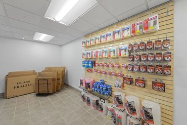 US Storage Centers - 2119 West Hillsborough Avenue Tampa, FL 33603