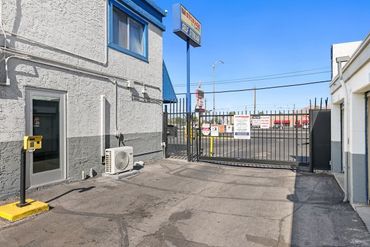 US Storage Centers Las Vegas Boulder - 4180 Boulder Highway Las Vegas, NV 89121