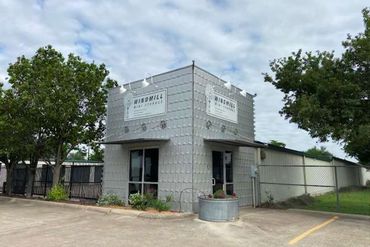 Windmill Mini Storage - 204 Commercial Drive Taylor, TX 76574