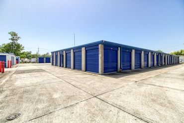 Mandeville Self Storage - 2425 Florida Street Mandeville, LA 70448