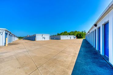 Fayetteville Storage of Owen Drive - 2560 Owen Drive Fayetteville, NC 28306