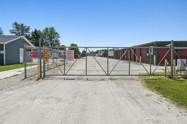 LocalStorage Fremont - 523 Adam Street Fremont, OH 43420
