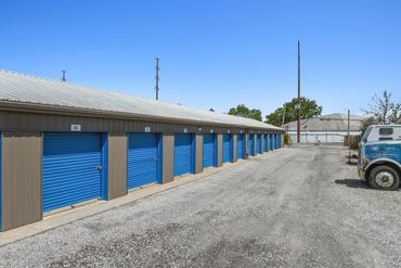 LocalStorage Pilesgrove - 231 East Lake Road Pilesgrove, NJ 08098