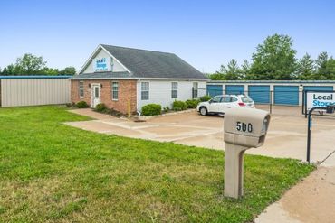 LocalStorage Washington - 500 School Street Washington, IL 61571