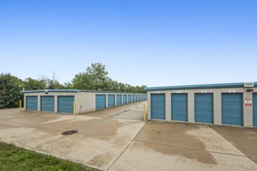 LocalStorage Washington - 500 School Street Washington, IL 61571