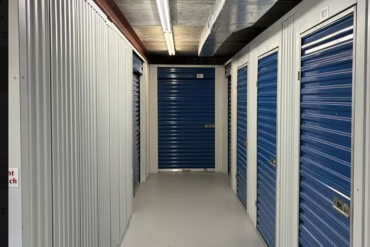 Trunk Space Storage - 3820 West Fair Oaks Avenue Tampa, FL 33611