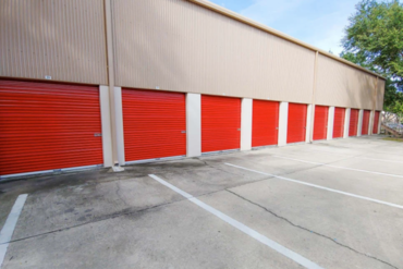 Trunk Space Storage - 3820 West Fair Oaks Avenue Tampa, FL 33611