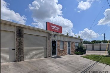 CubeSmart Self Storage - 2020 Ward Road Baytown, TX 77520
