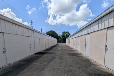 CubeSmart Self Storage - 2020 Ward Road Baytown, TX 77520