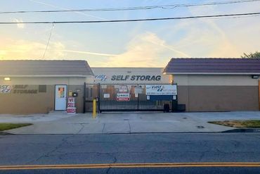 Fast & EZ Self Storage - 8448 Cypress Avenue Fontana, CA 92335