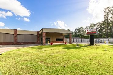 Ponchatoula Self Storage - 12134 Louisiana 22 Ponchatoula, LA 70454