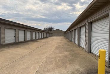 Storage Star - 606 South Staley Road Champaign, IL 61822