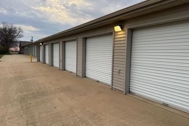 Storage Star - 606 South Staley Road Champaign, IL 61822
