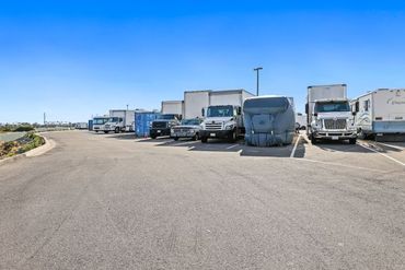 US Storage Centers - 1 Chapman Way El Segundo, CA 90245