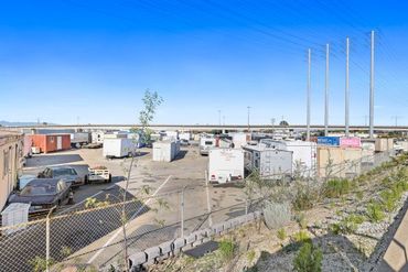 US Storage Centers - 1 Chapman Way El Segundo, CA 90245