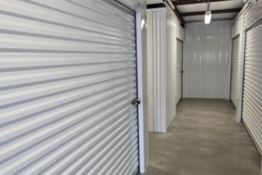 Roll Up Self Storage- Lake Life - 2836 Hagers Court Denver, NC 28037