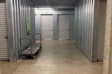Storage Star - 2730 East Hintz Road Arlington Heights, IL 60004