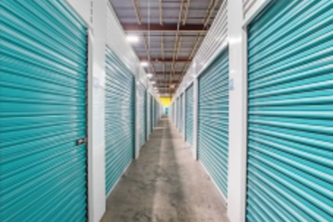 Storage Star - 20 Commercial Drive Dracut, MA 01826